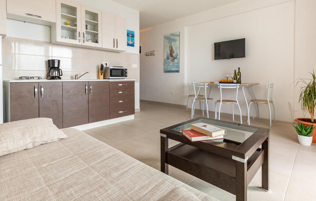 Apartments Eoli Brela Ngoại thất bức ảnh