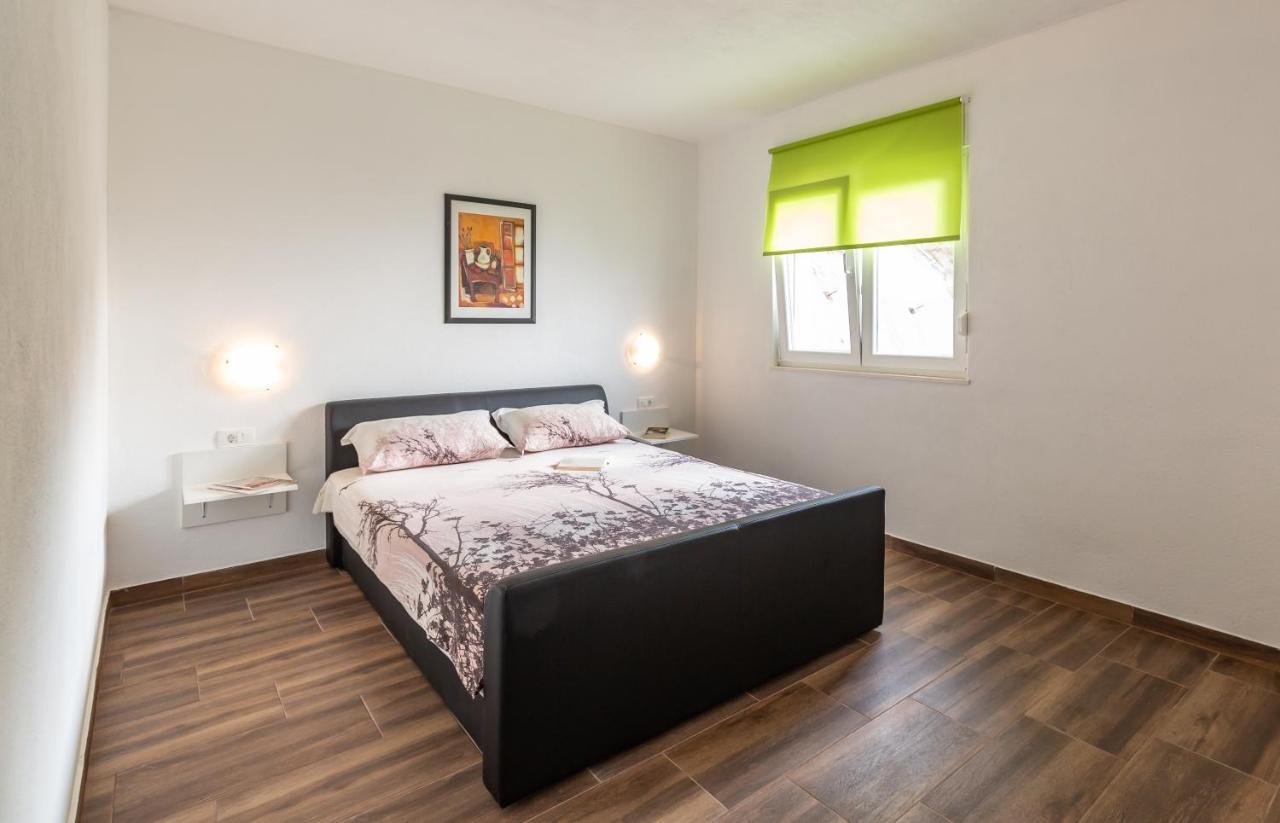 Apartments Eoli Brela Ngoại thất bức ảnh